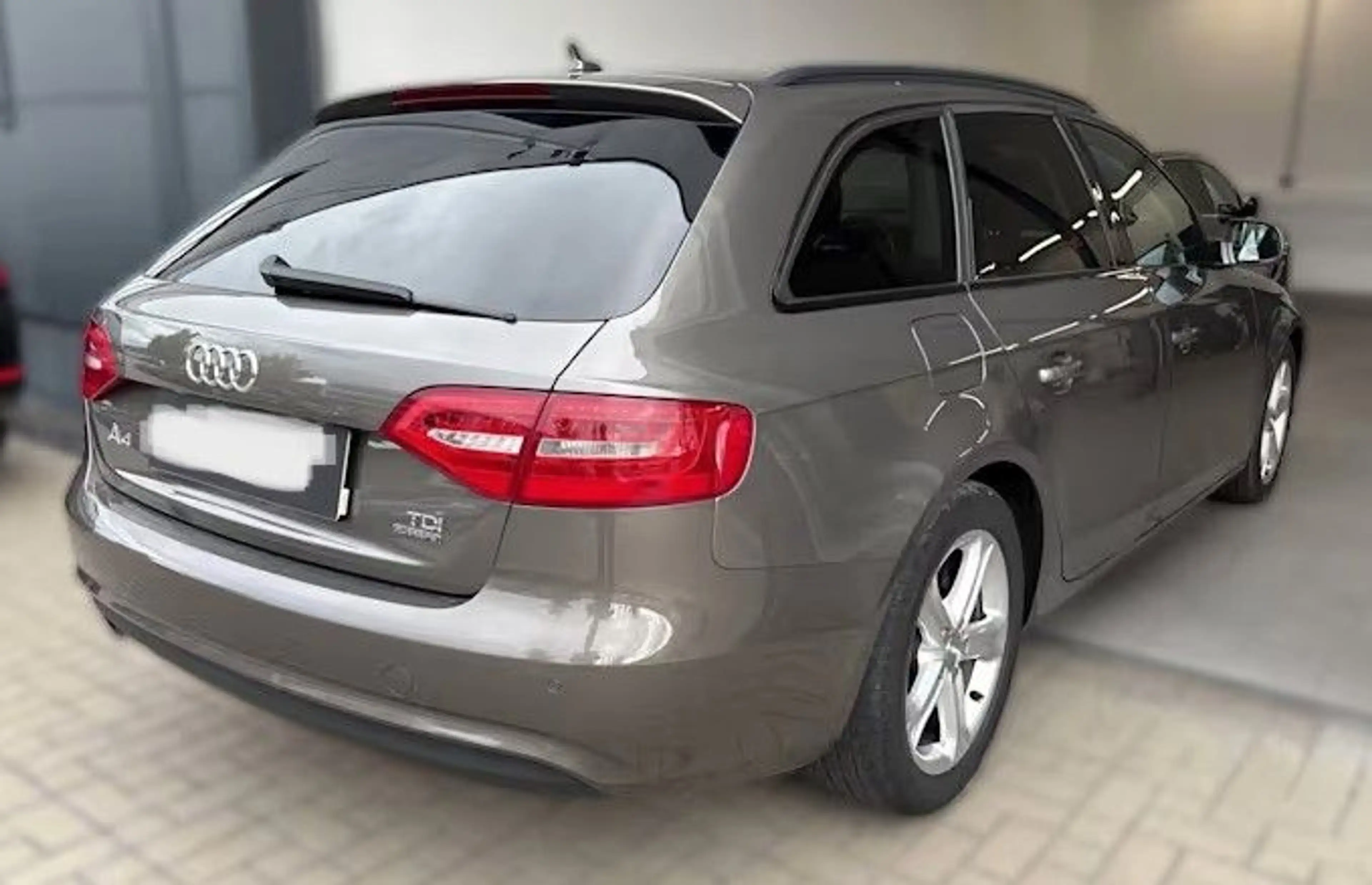 Audi A4 Avant Ambition quattro/Xenon/Euro6/Tüv NEU — photo 3