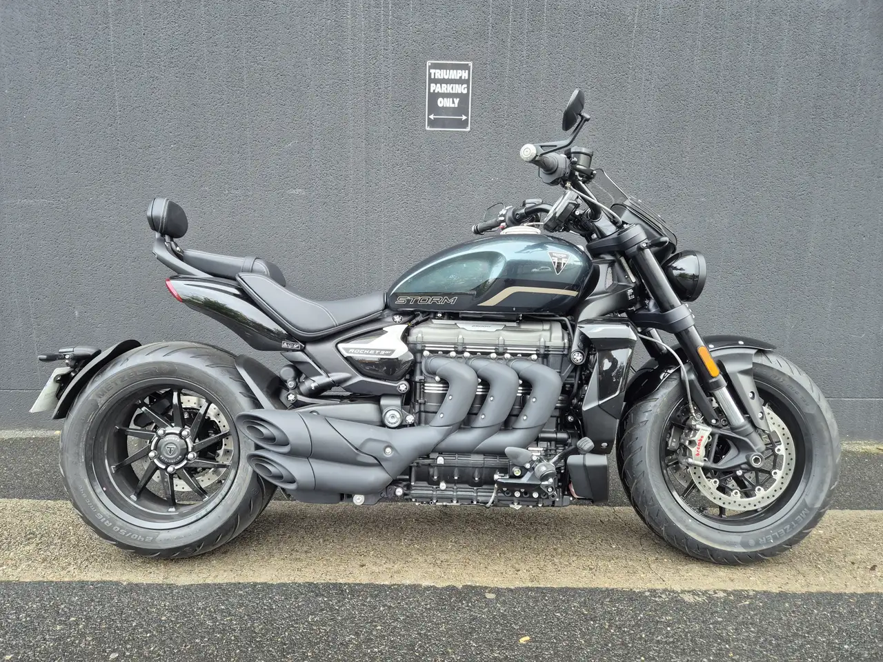Triumph Rocket 3 R