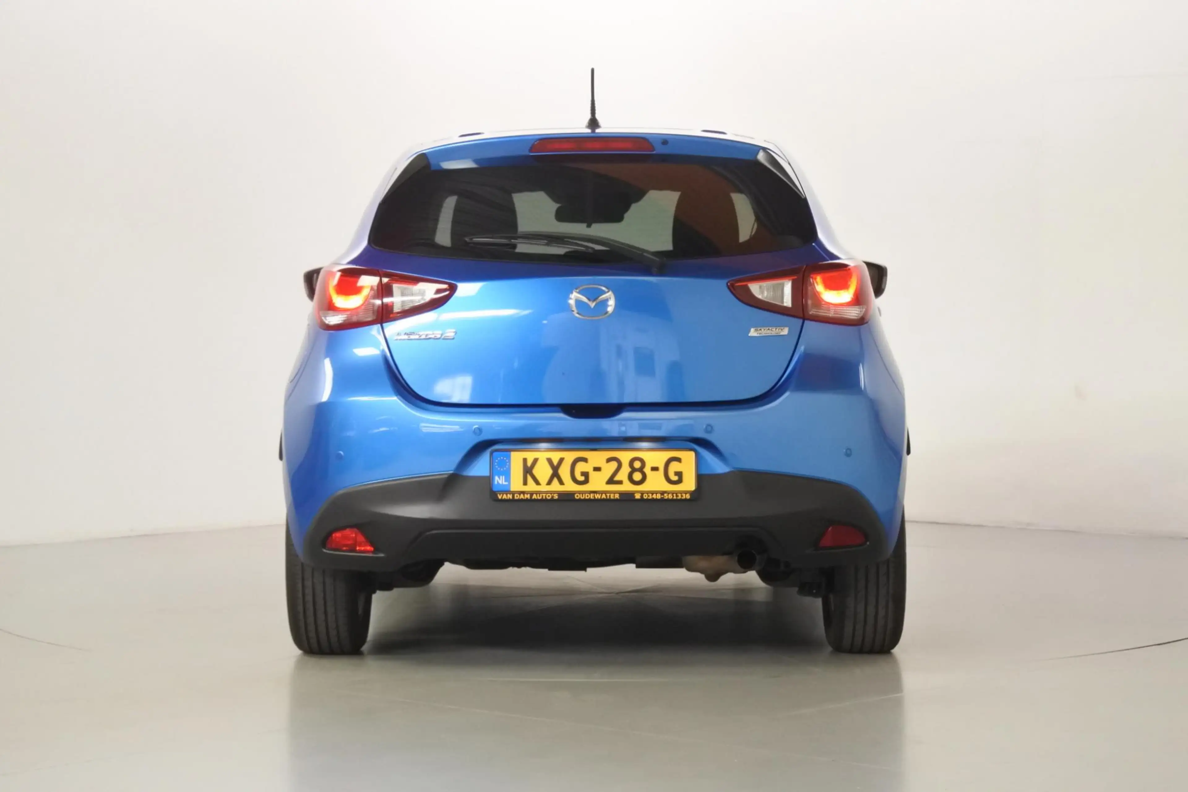 Mazda 2 1.5 90pk Nakama LED — photo 40