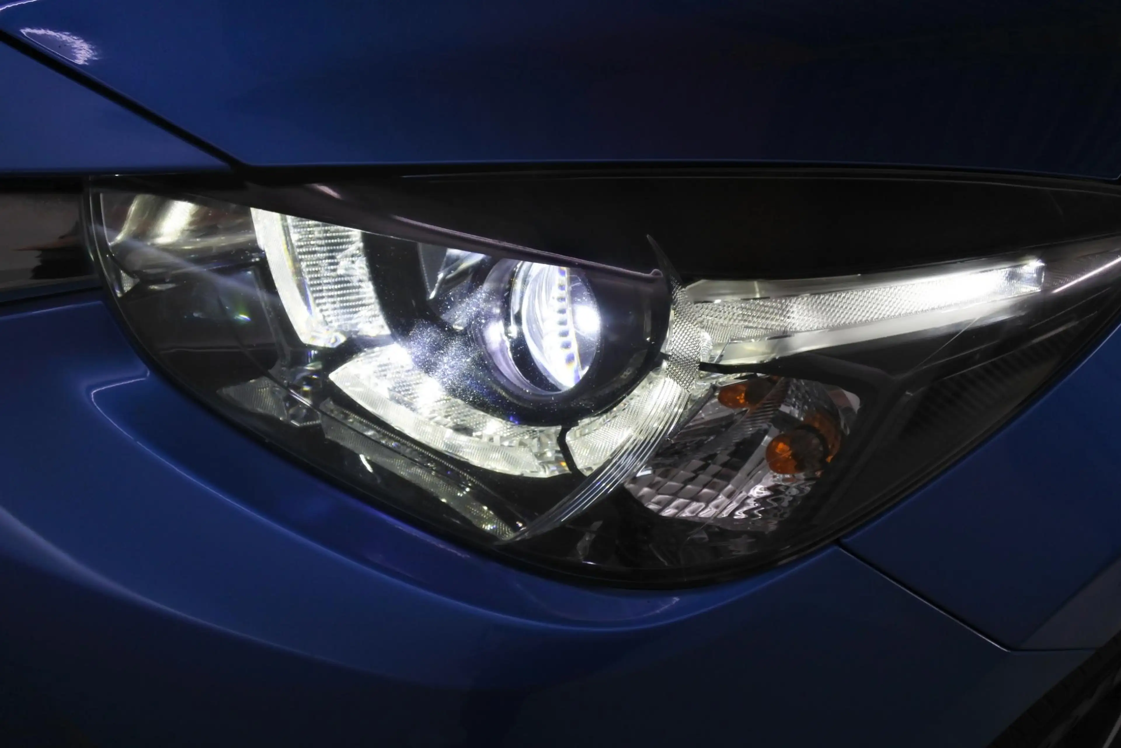 Mazda 2 1.5 90pk Nakama LED — photo 9