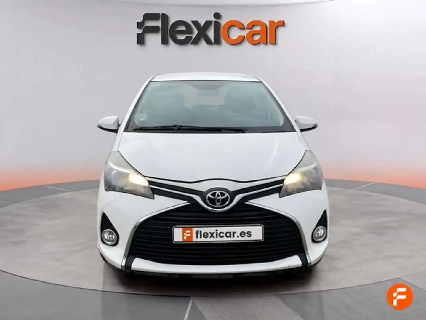 Toyota Yaris 1.3 Active Blanco - 2