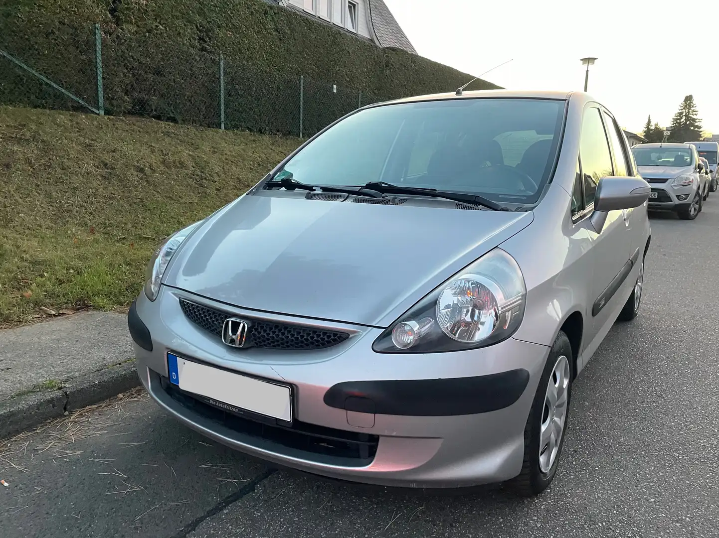 Honda Jazz 1.4 Automatik gepflegt 2.Hand TÜV 12/26 Allwetter - 1
