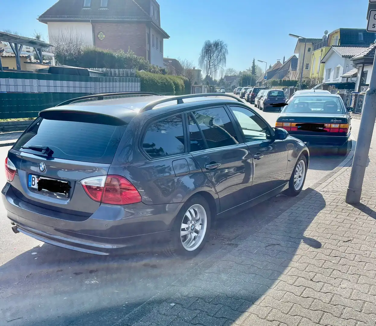 BMW 320 320i Touring - 1