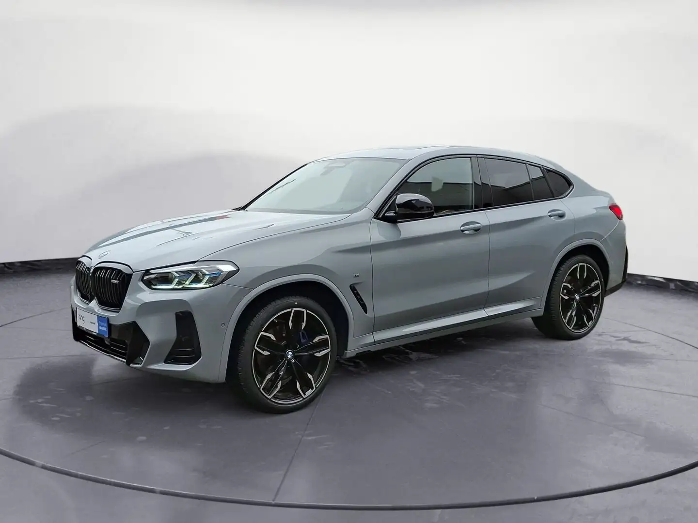 BMW X4 M d AT AHK Pano Head-Up 21 Zoll Harman Laser Grau - 2