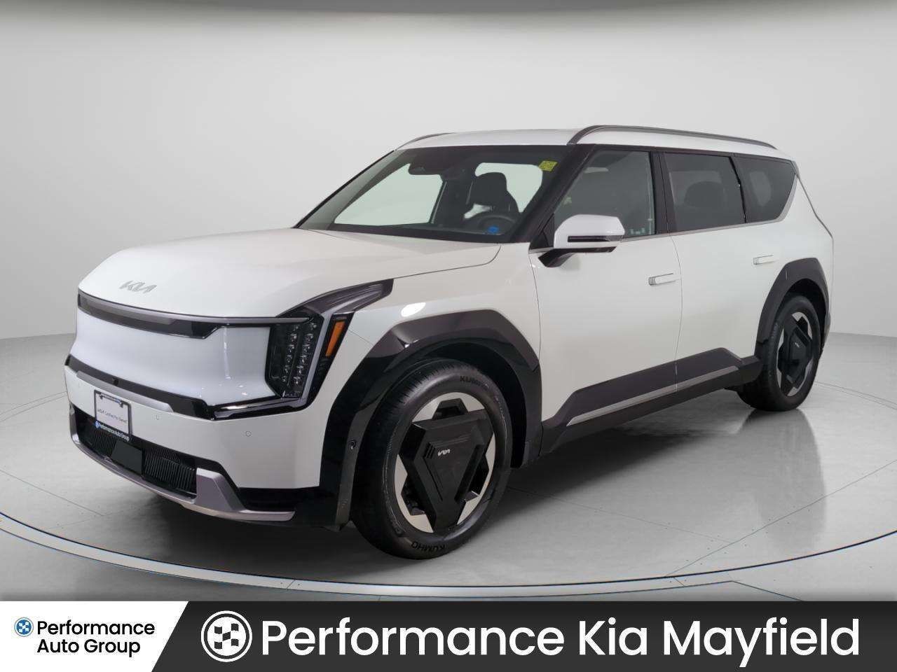 2026 Kia EV9 Land w/Prem PKG | 360Cam | Adaptive Cruise | Navi