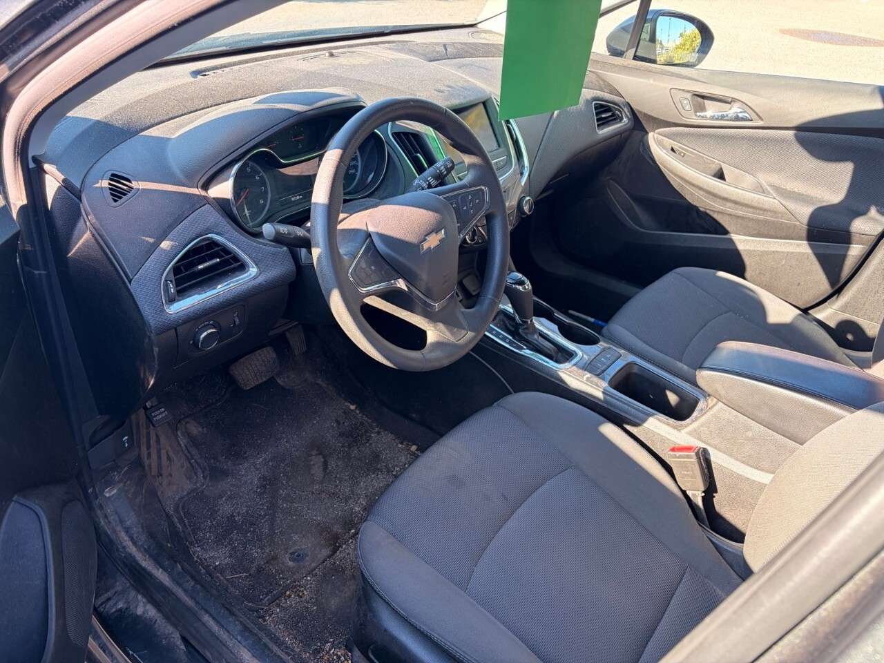 2019 Chevrolet Cruze Hatchback LT — photo 1