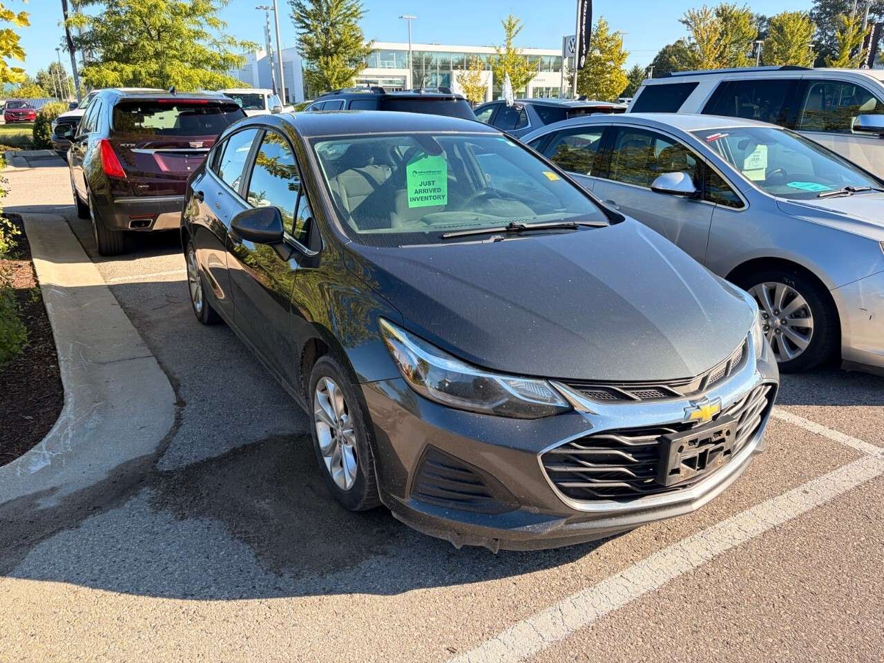 2019 Chevrolet Cruze Hatchback LT — photo 1