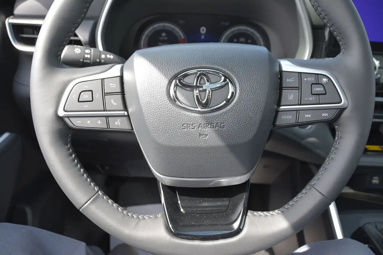 Toyota Highlander fotografie Toyota Highlander