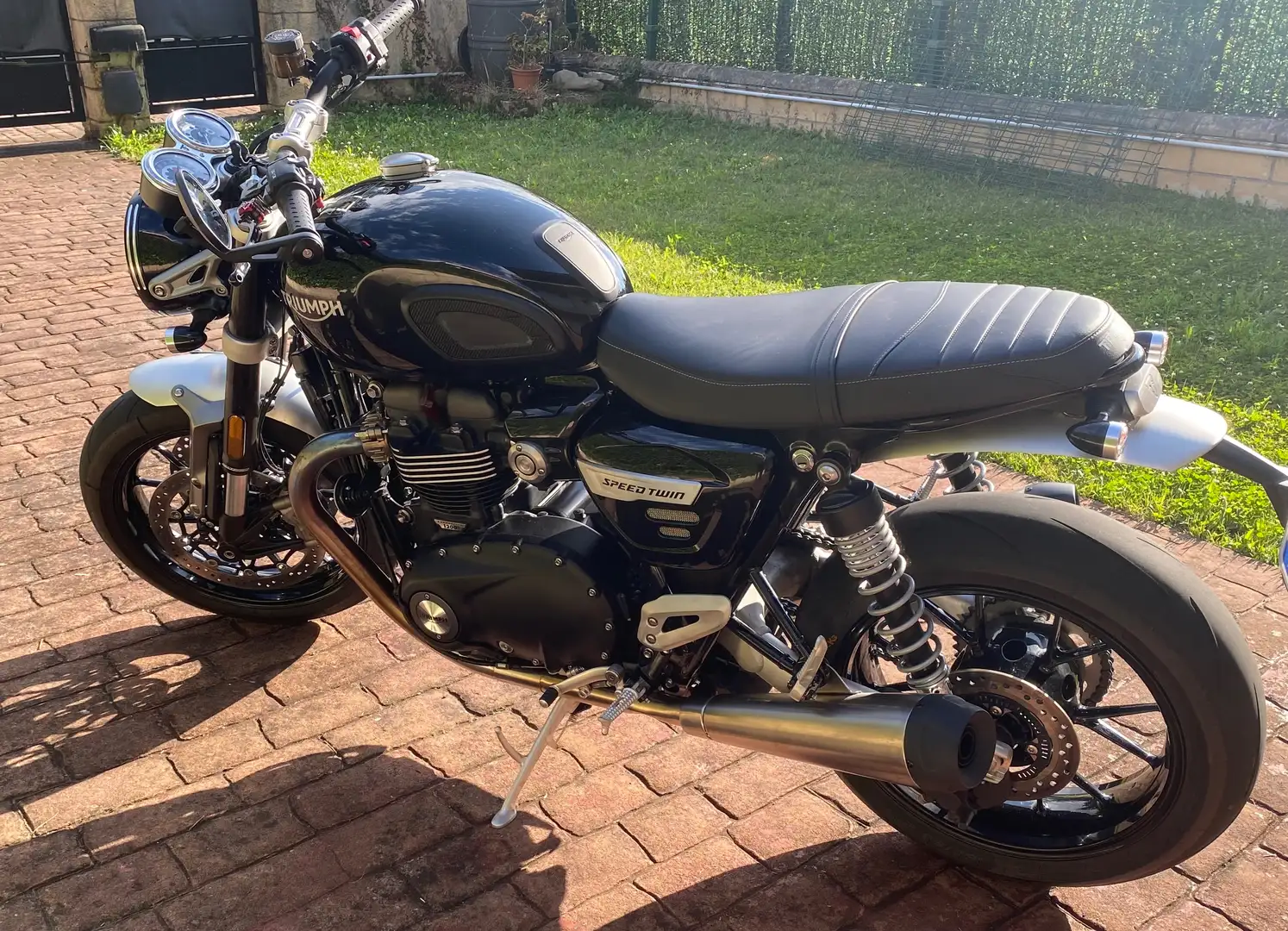 Triumph Speed Twin 1200 año 2023 Negro - 2