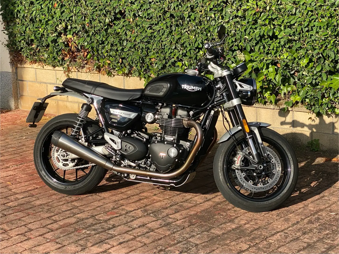 Triumph Speed Twin 1200 año 2023 Negro - 1