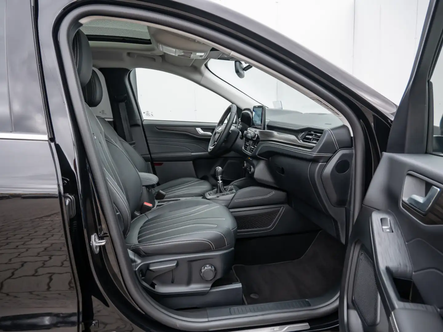 Ford Kuga VIGNALE NAVI AHK ACC HUD B&O LED PANO Schwarz - 2
