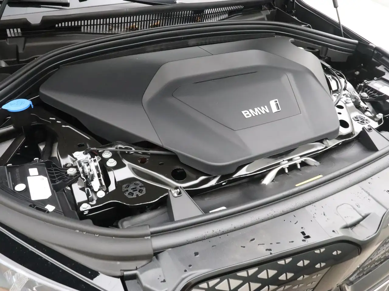 BMW iX1 2026