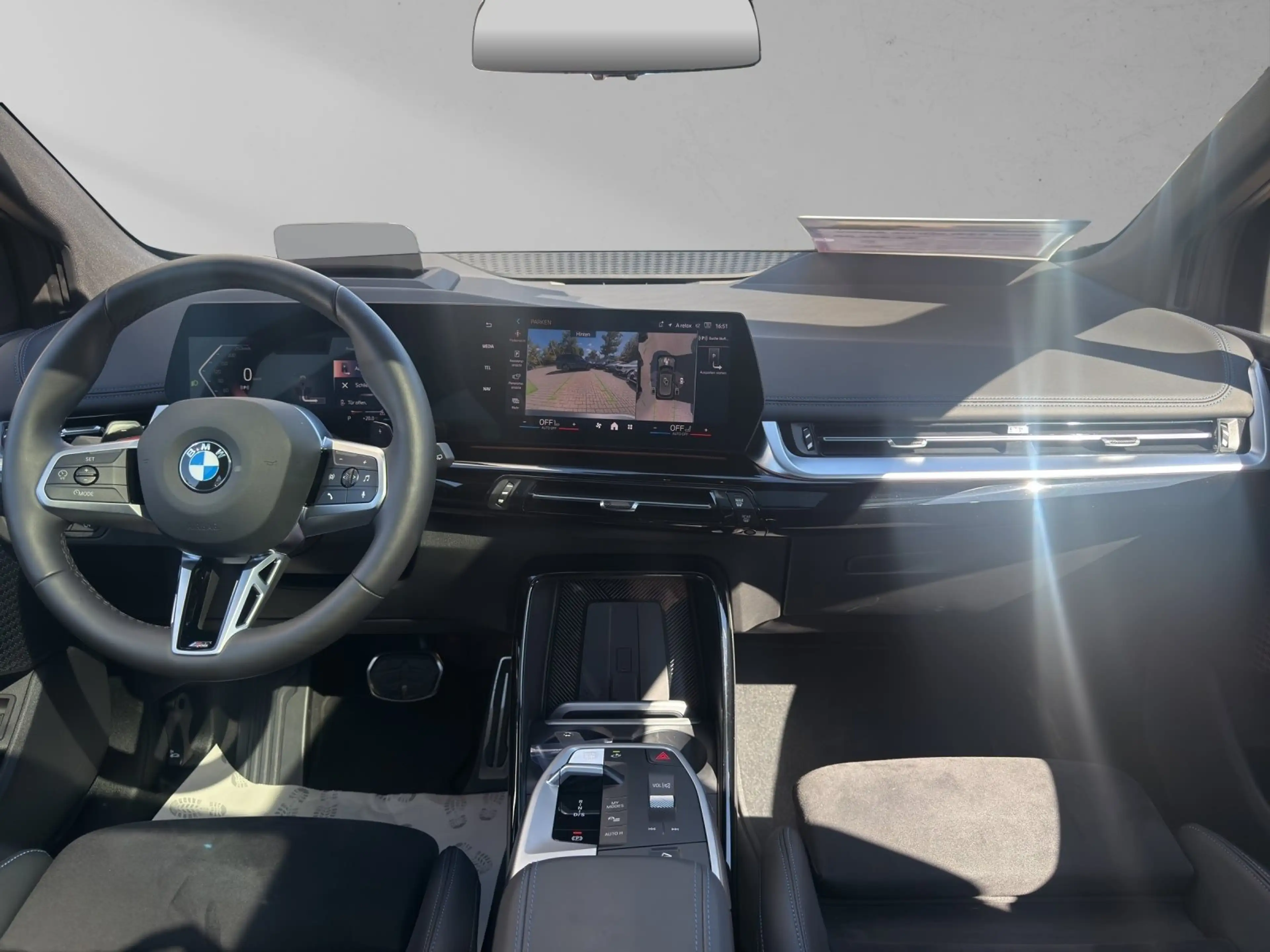 BMW 223 i xDrive Active Tourer M Sport AHK 0,99% Finanzier — photo 15