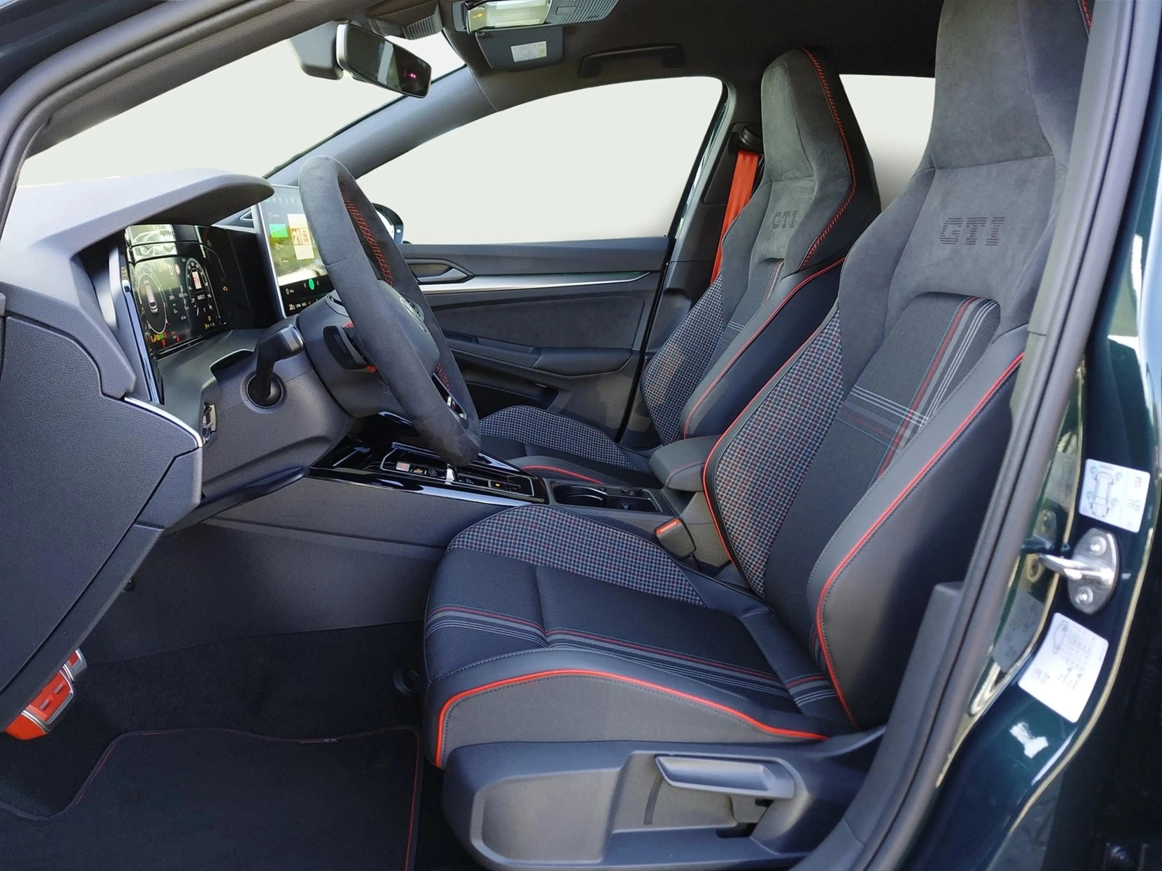 Volkswagen Golf GTI Edition 50 2.0 TSI DSG IQ.Light LrHz — photo 10