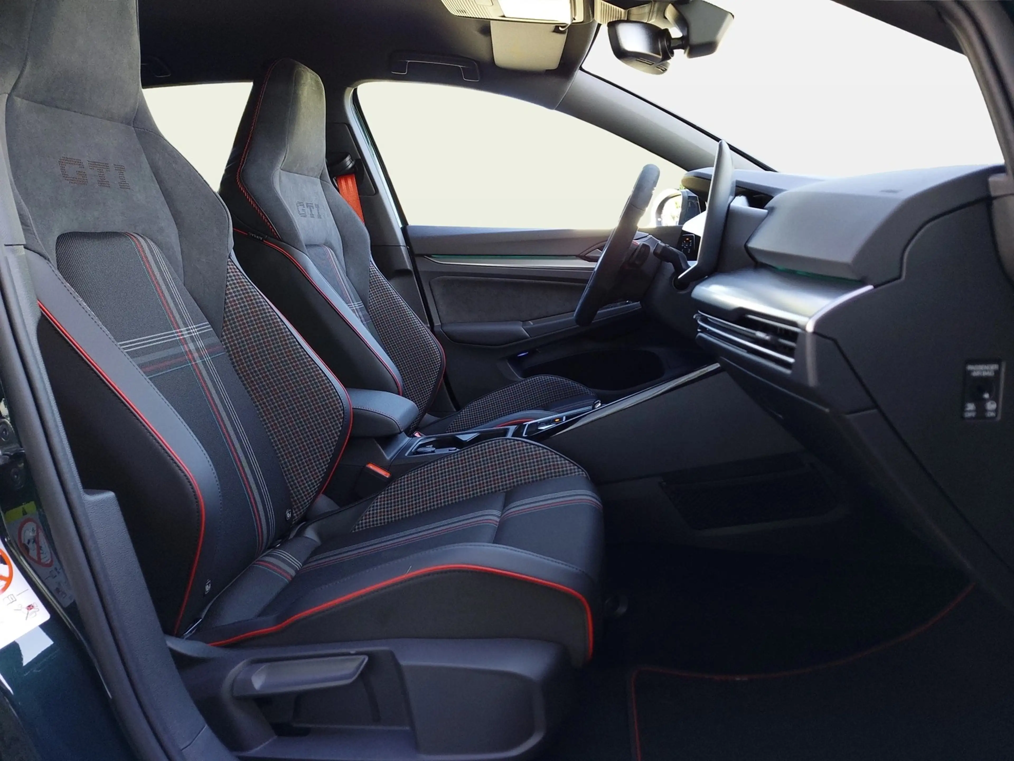 Volkswagen Golf GTI Edition 50 2.0 TSI DSG IQ.Light LrHz — photo 13