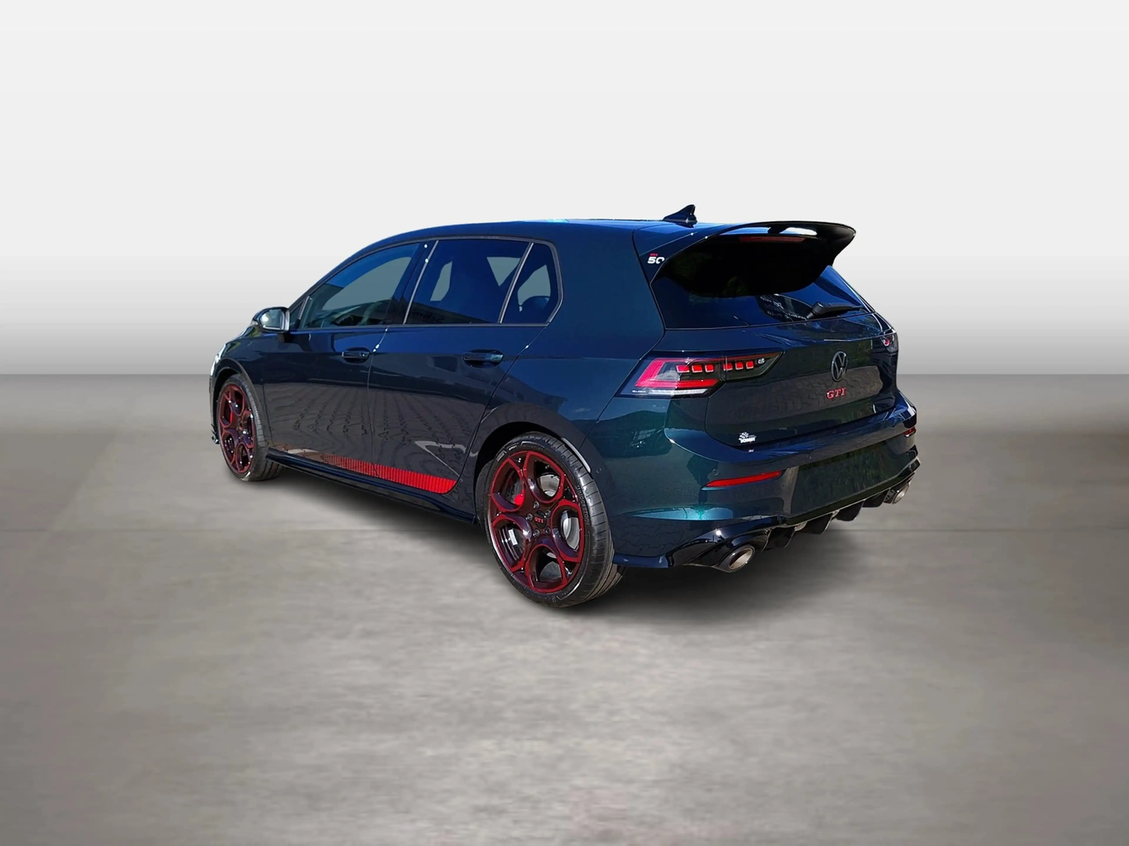 Volkswagen Golf GTI Edition 50 2.0 TSI DSG IQ.Light LrHz — photo 4