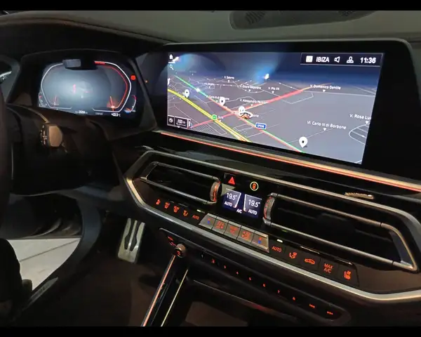 BMW X5 view 15