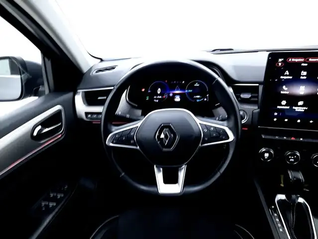 Renault Arkana view 11