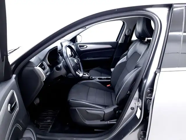 Renault Arkana view 10