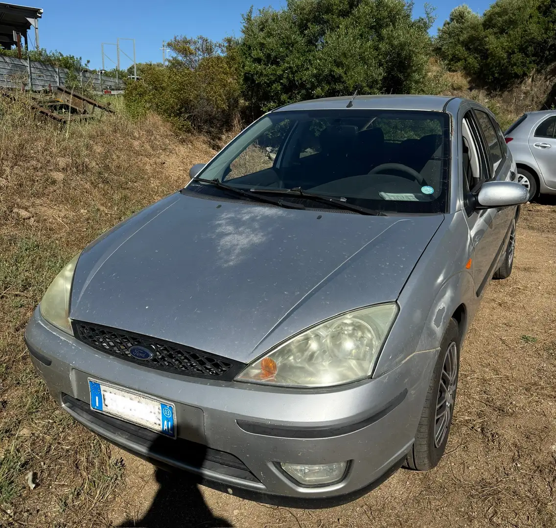 Ford Focus 5p 1.8 tdci Ambiente 100cv - 2