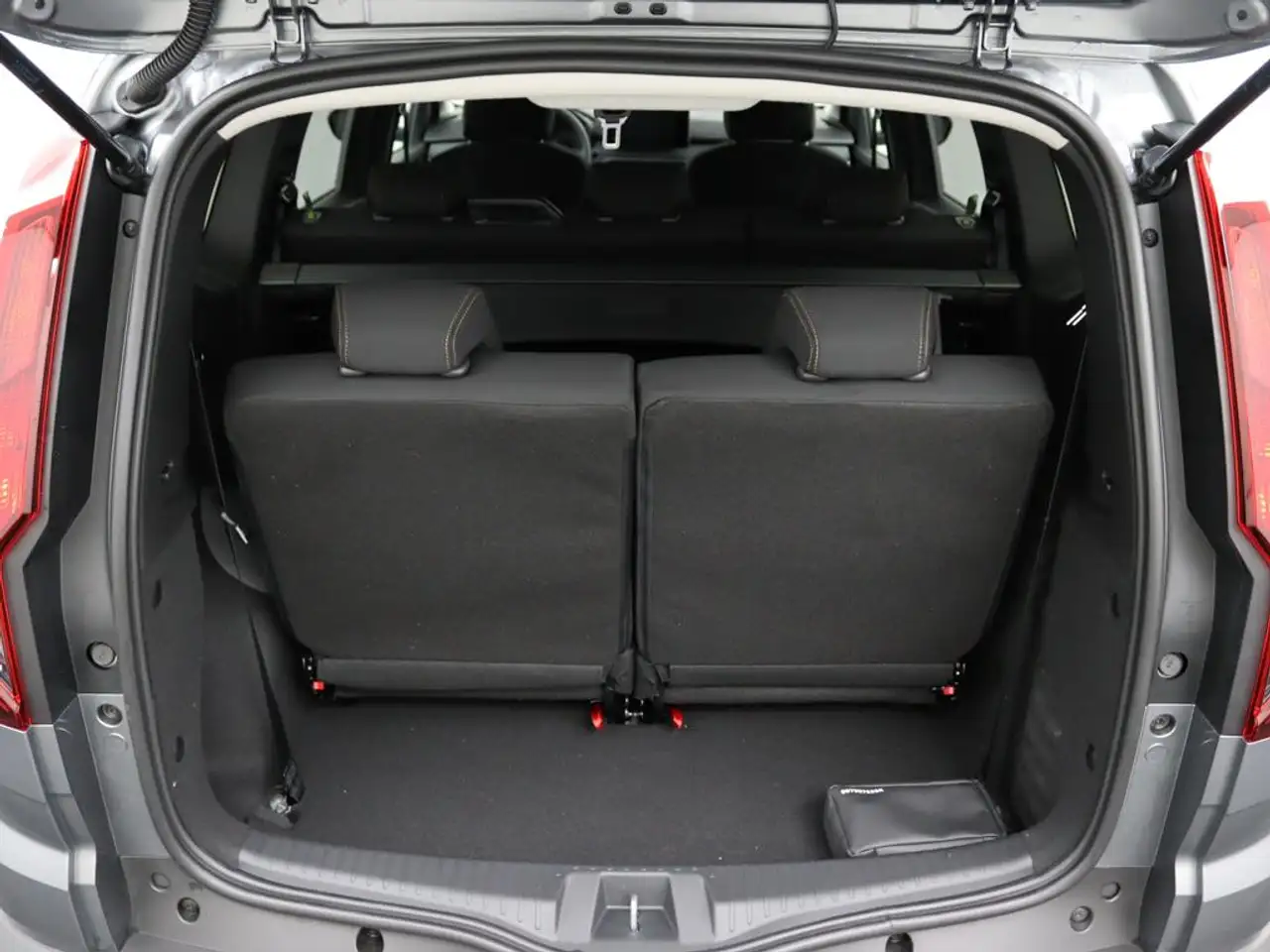 Dacia Jogger 2026 — фото 10