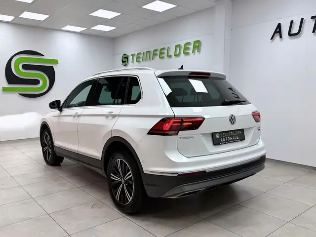 Volkswagen Tiguan view 5