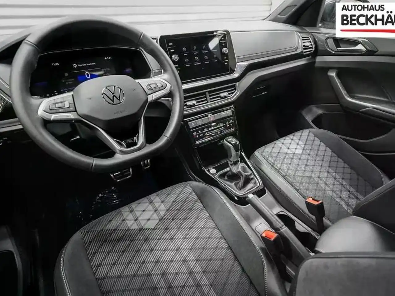 Volkswagen T-Cross T-Cross 1.0 TSI DSG R-Line - Matrix, AHK, SHZ 7