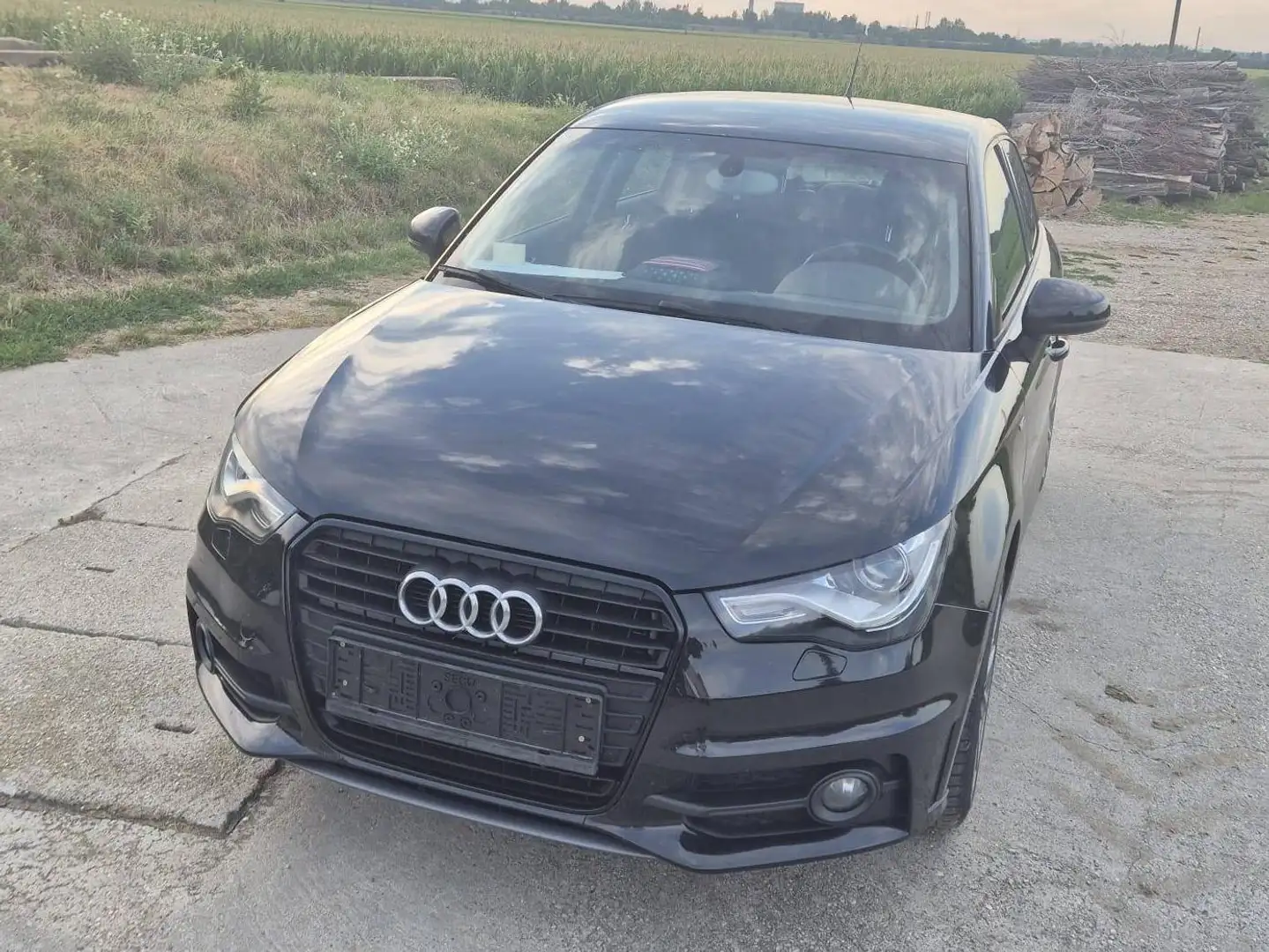 Audi A1 A1 SB 1,2 TFSI S-line Schwarz - 2