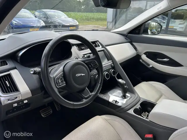 Jaguar E-Pace view 11