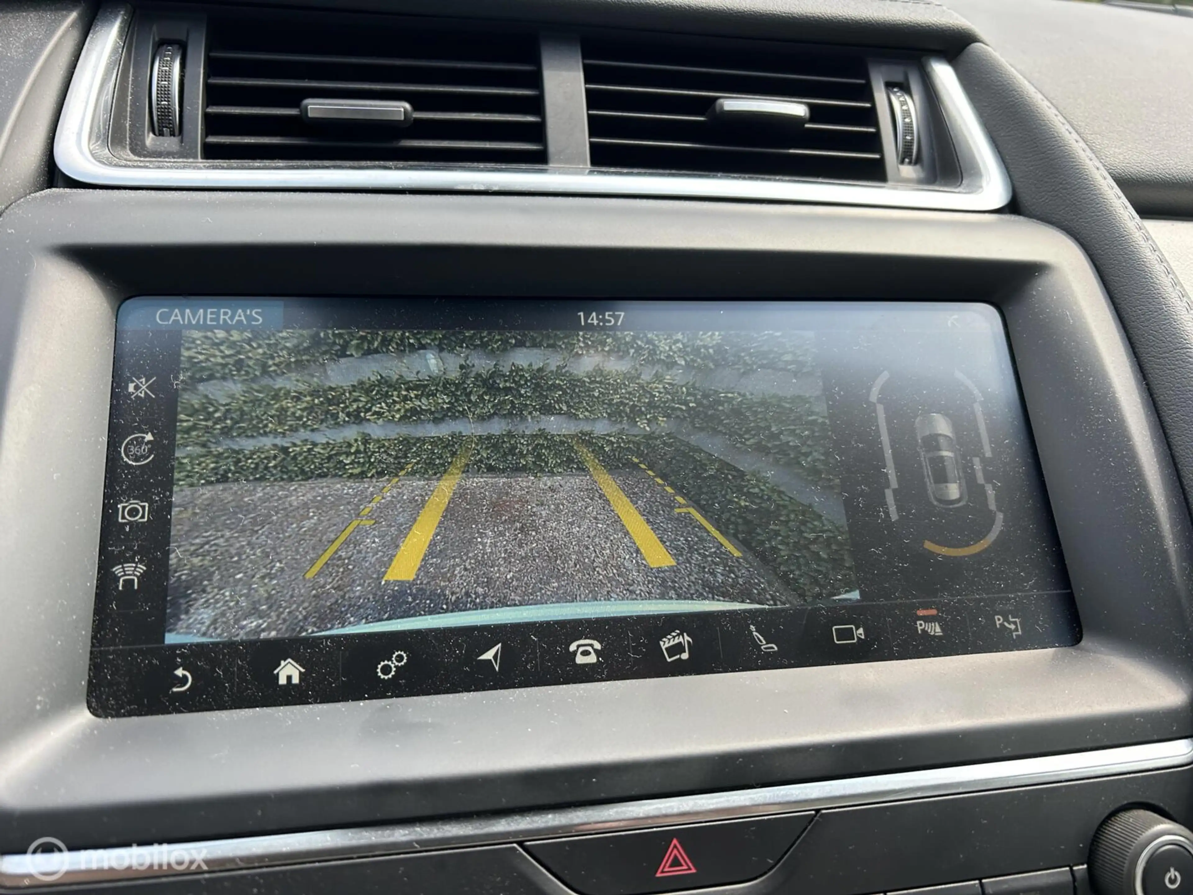 Jaguar E-Pace 2.0 P250 AWD S/Leer/Head-Up/20"/LED — photo 15