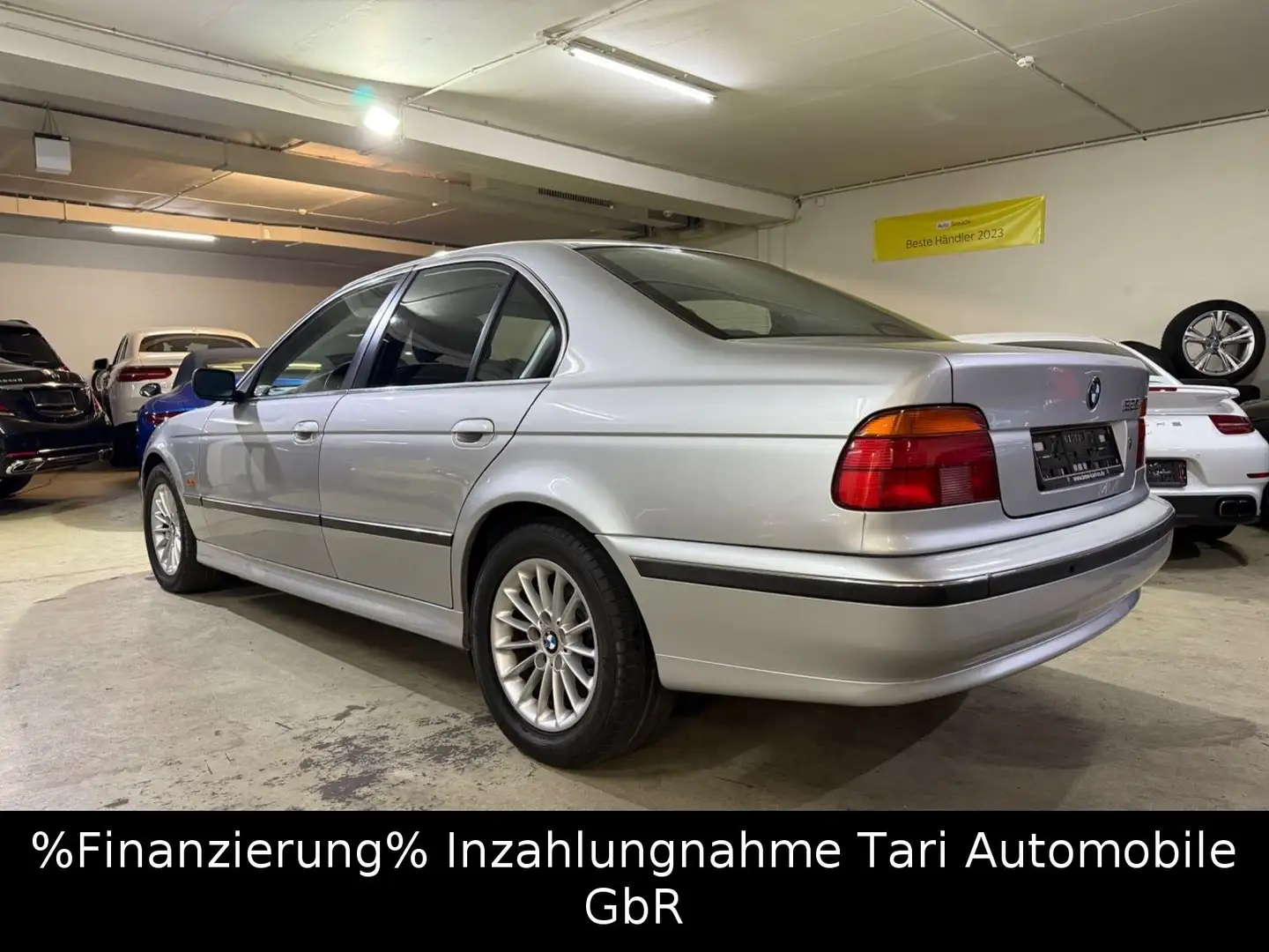 BMW 520 iA Limousine Automatik Klima,PDC,2.Hand,85tkm Silber - 1