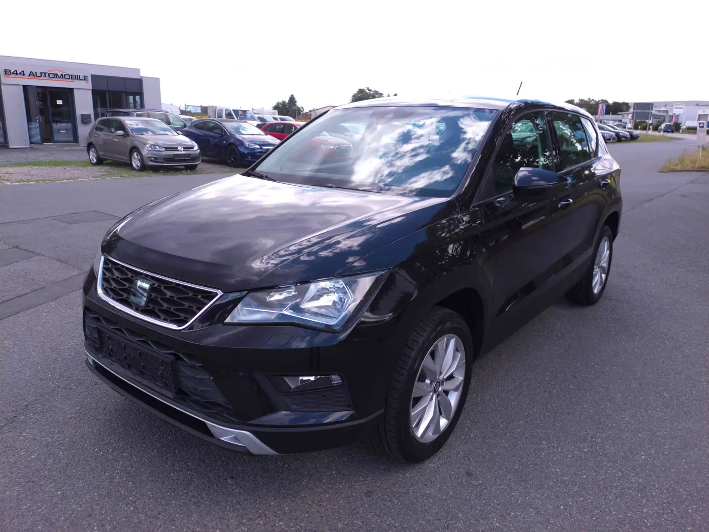SEAT Ateca Style*NAVI*Kamera*Alcantara*ACC*Spur*Totwinkel*AHK Schwarz - 1