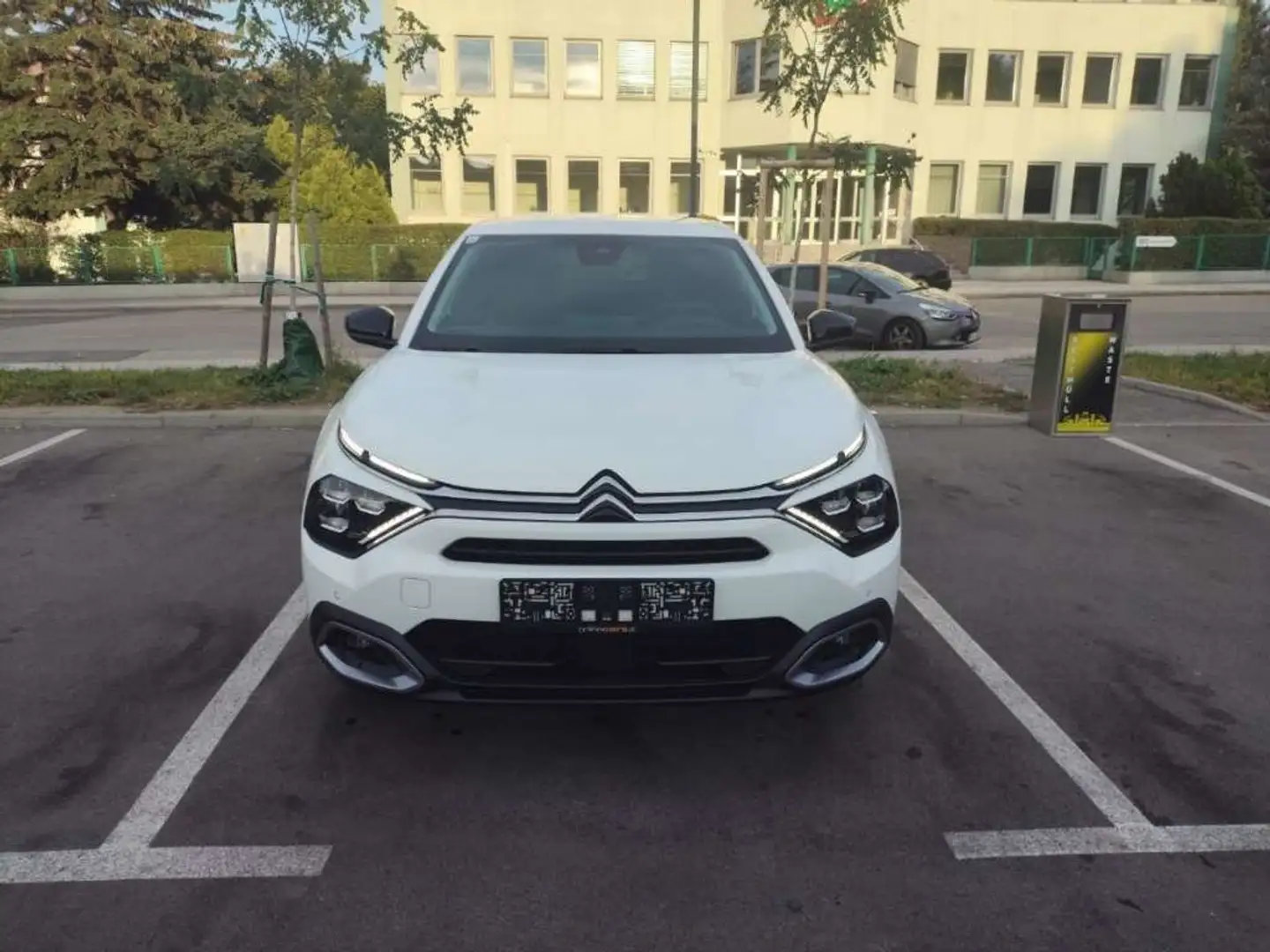 Citroen C4 C4 BlueHDI 130 S Weiß - 1