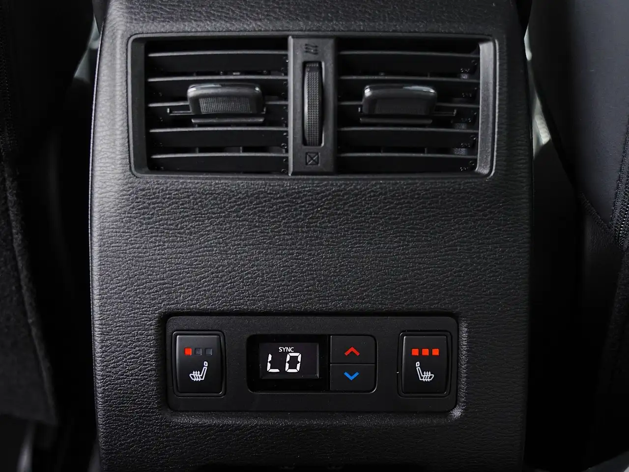 Mitsubishi Outlander снимка Mitsubishi Outlander