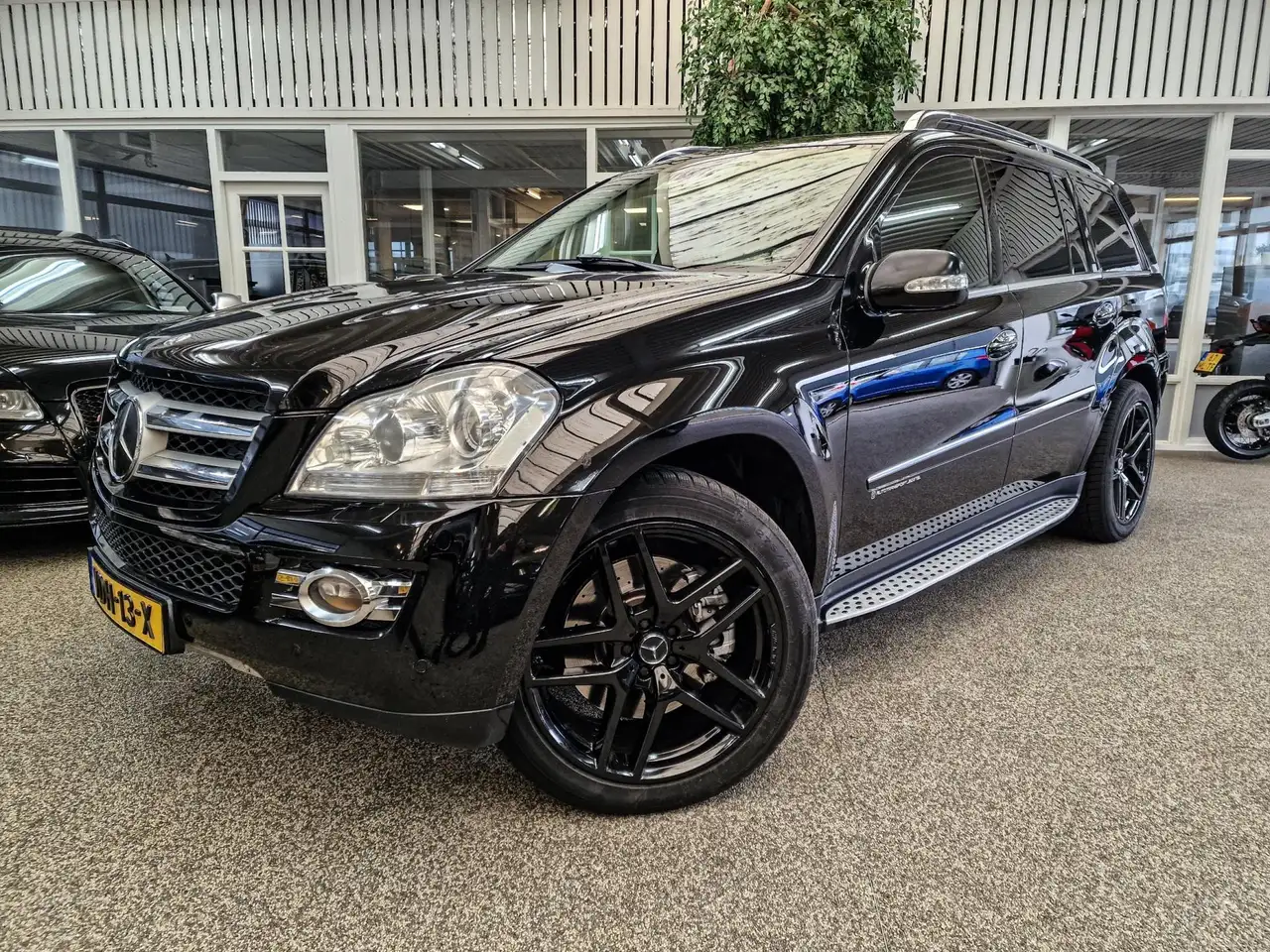 Mercedes-Benz GL 420 CDI 4MATIC | 306 ch | BVA | 2 places utilitaire | Cuir chauffant | Toit ouvrant | Attelage 3 500 kg