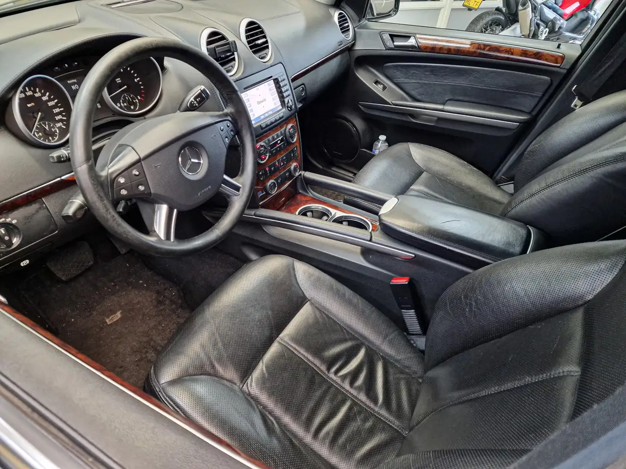 Mercedes-Benz GL 420 CDI 4MATIC | 306 ch | BVA | 2 places utilitaire | Cuir chauffant | Toit ouvrant | Attelage 3 500 kg
