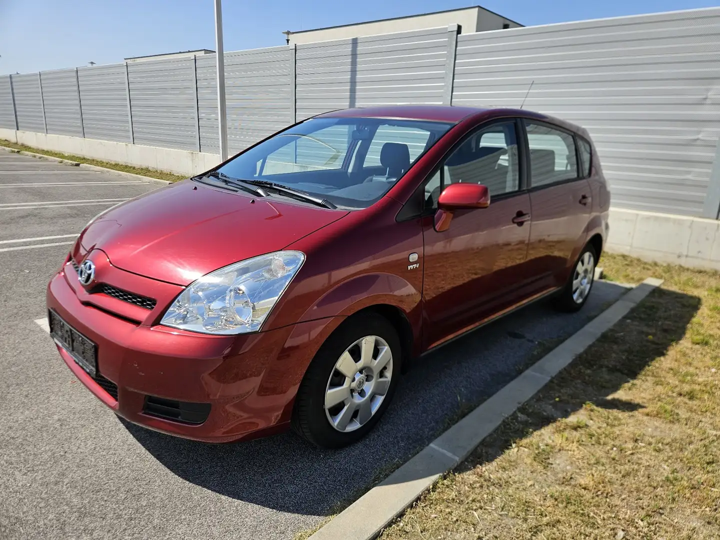 Toyota Corolla Verso 1,6 VVT-i Linea Sol Rot - 1