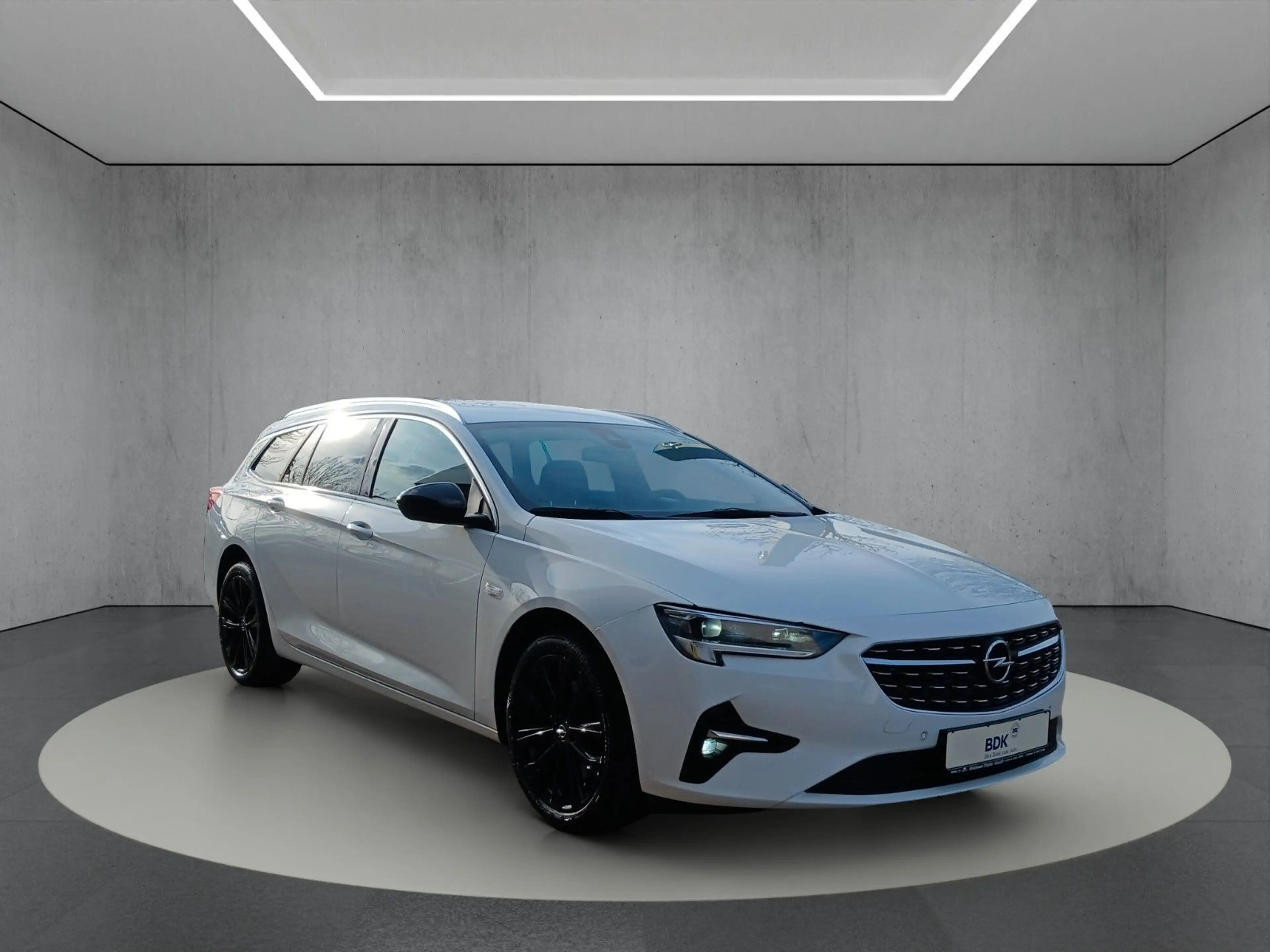 Opel Insignia B ST "Business Elegance" 1-Hand/Kamera — photo 4