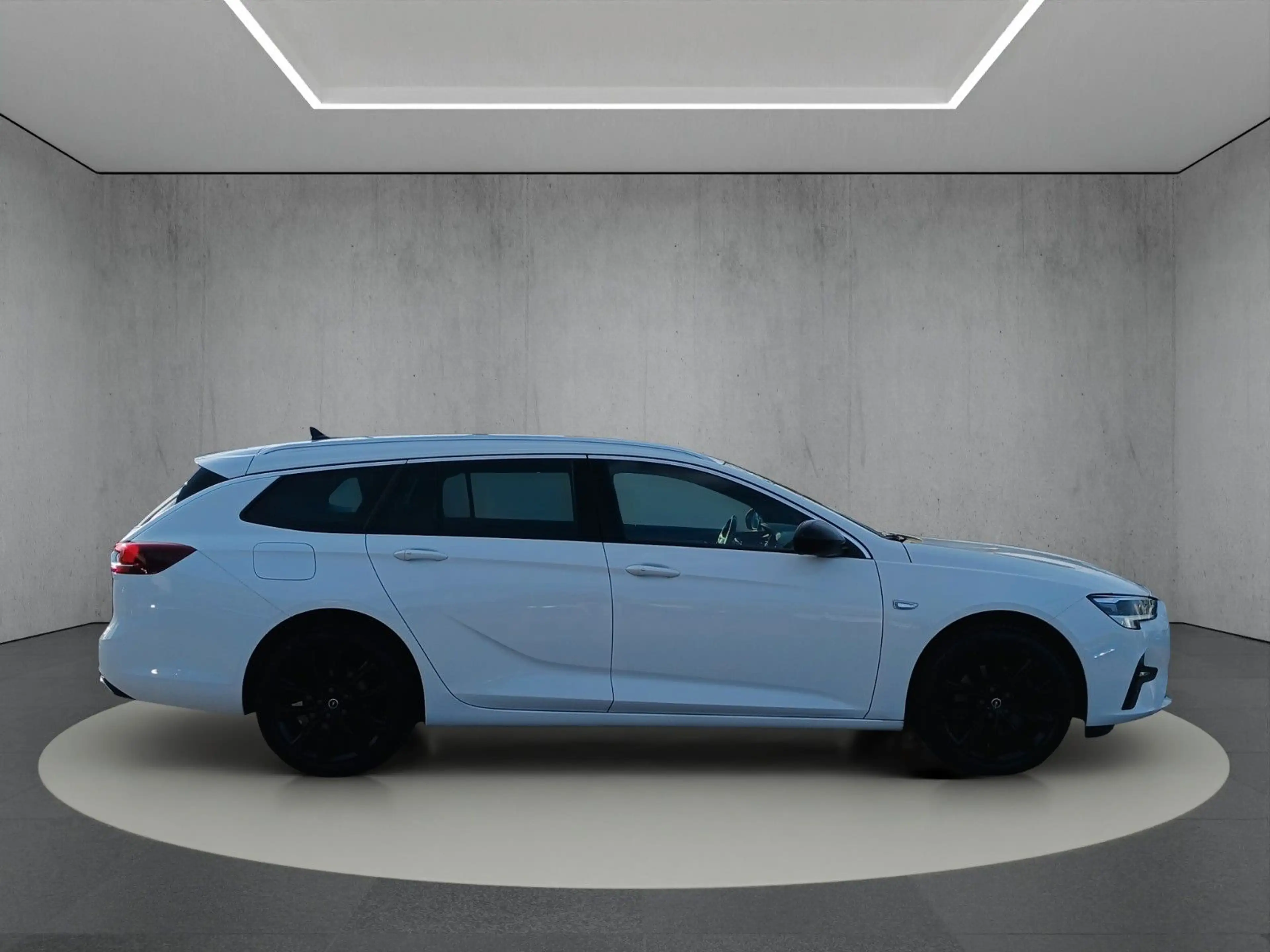 Opel Insignia B ST "Business Elegance" 1-Hand/Kamera — photo 8