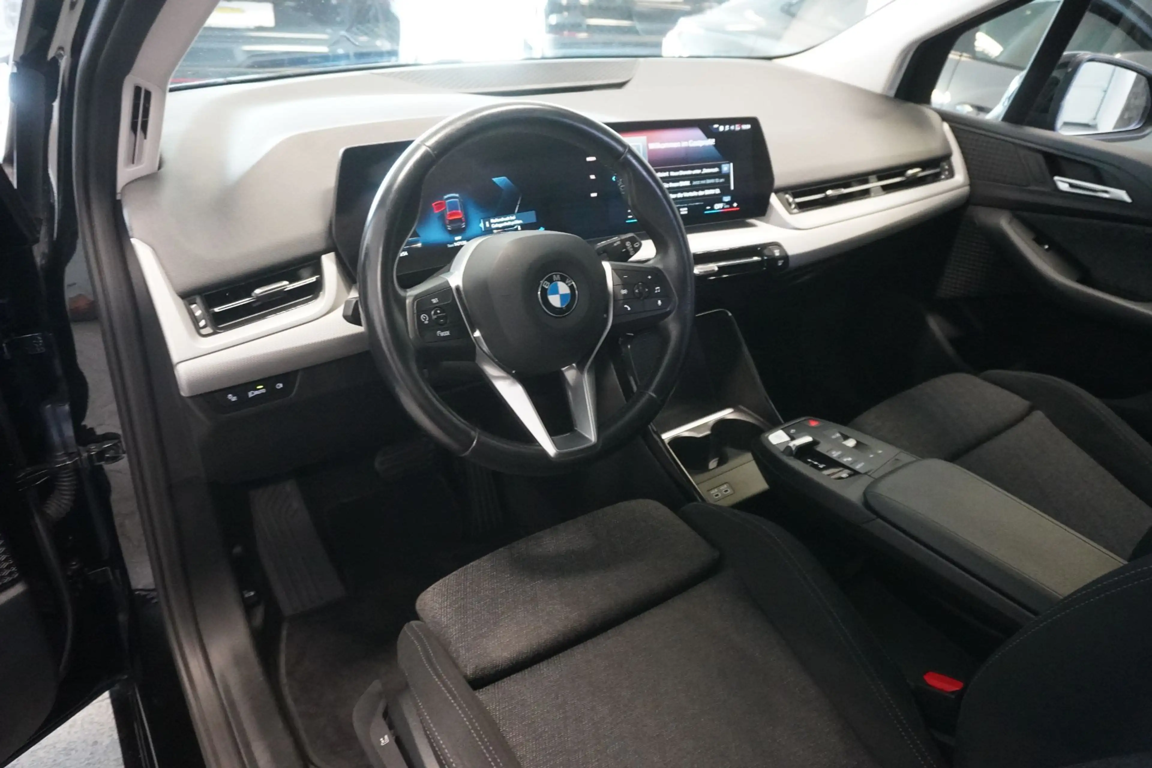 BMW 223 d xDrive Active Tourer 48 V Aut. mY24/Widescreen/ — photo 7