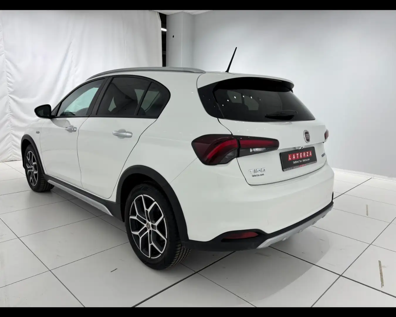 Fiat Tipo 5 Porte 1.5 T4 Hybrid Cross Blanc - 2