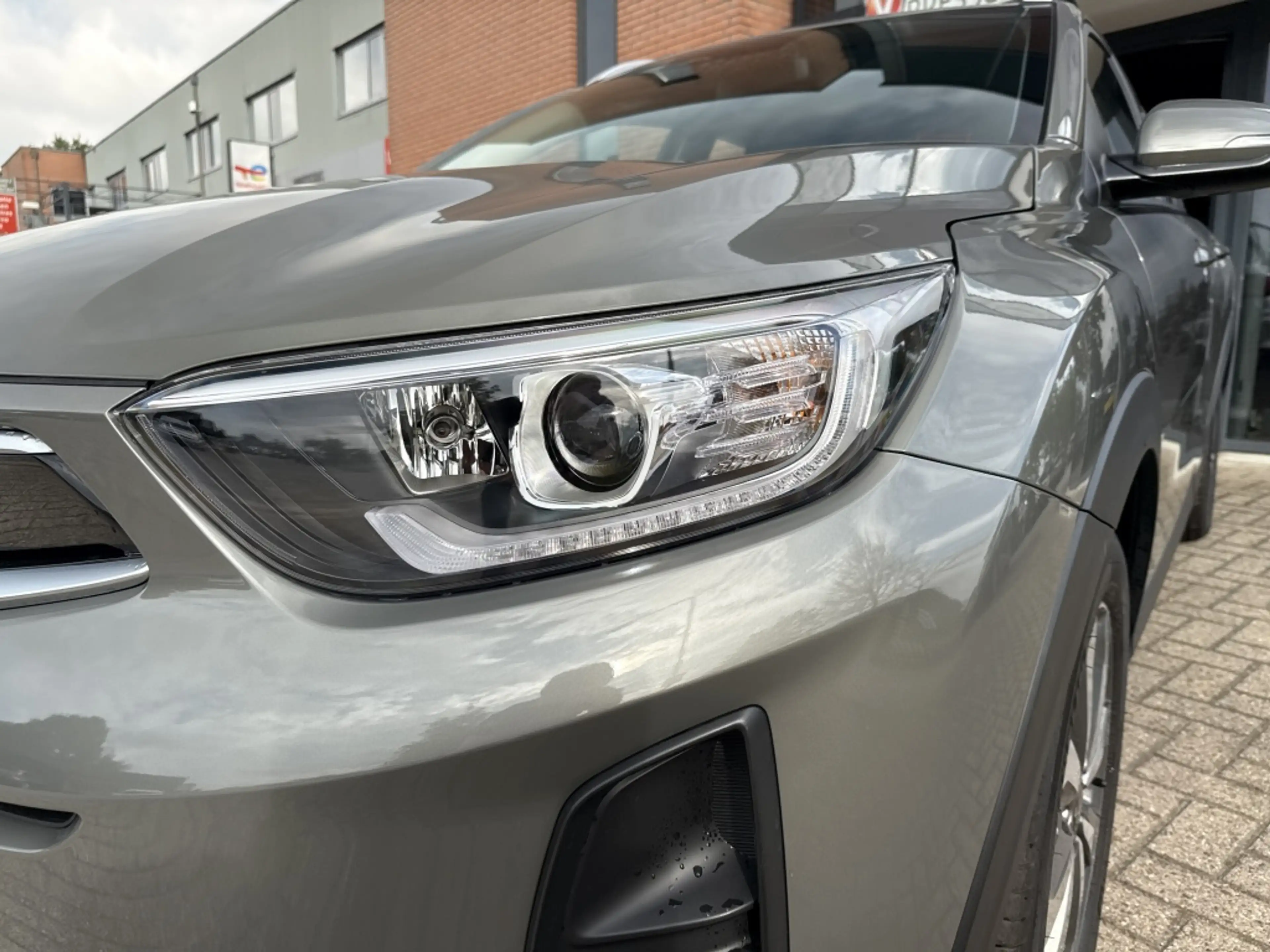 Kia Stonic 1.0 T-GDi MHEV — photo 12