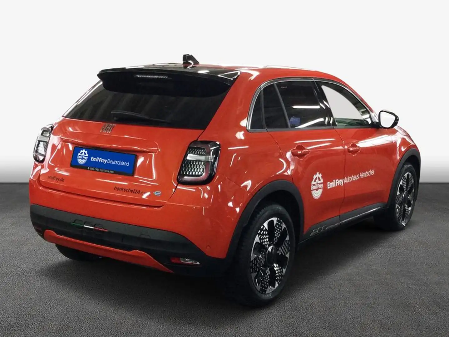 Fiat 600e la Prima Orange - 2