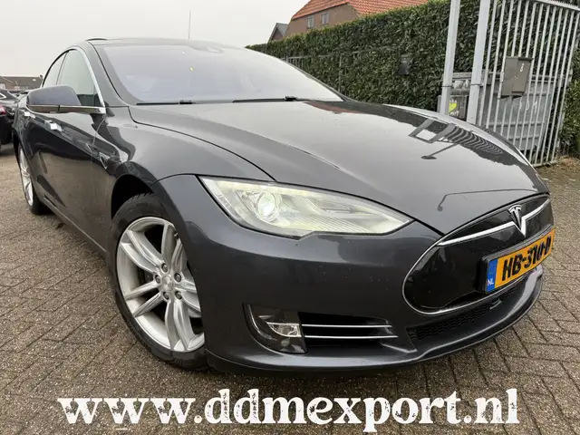 Tesla Model S 85 Base XENON/PANO/LEDER/NAVI