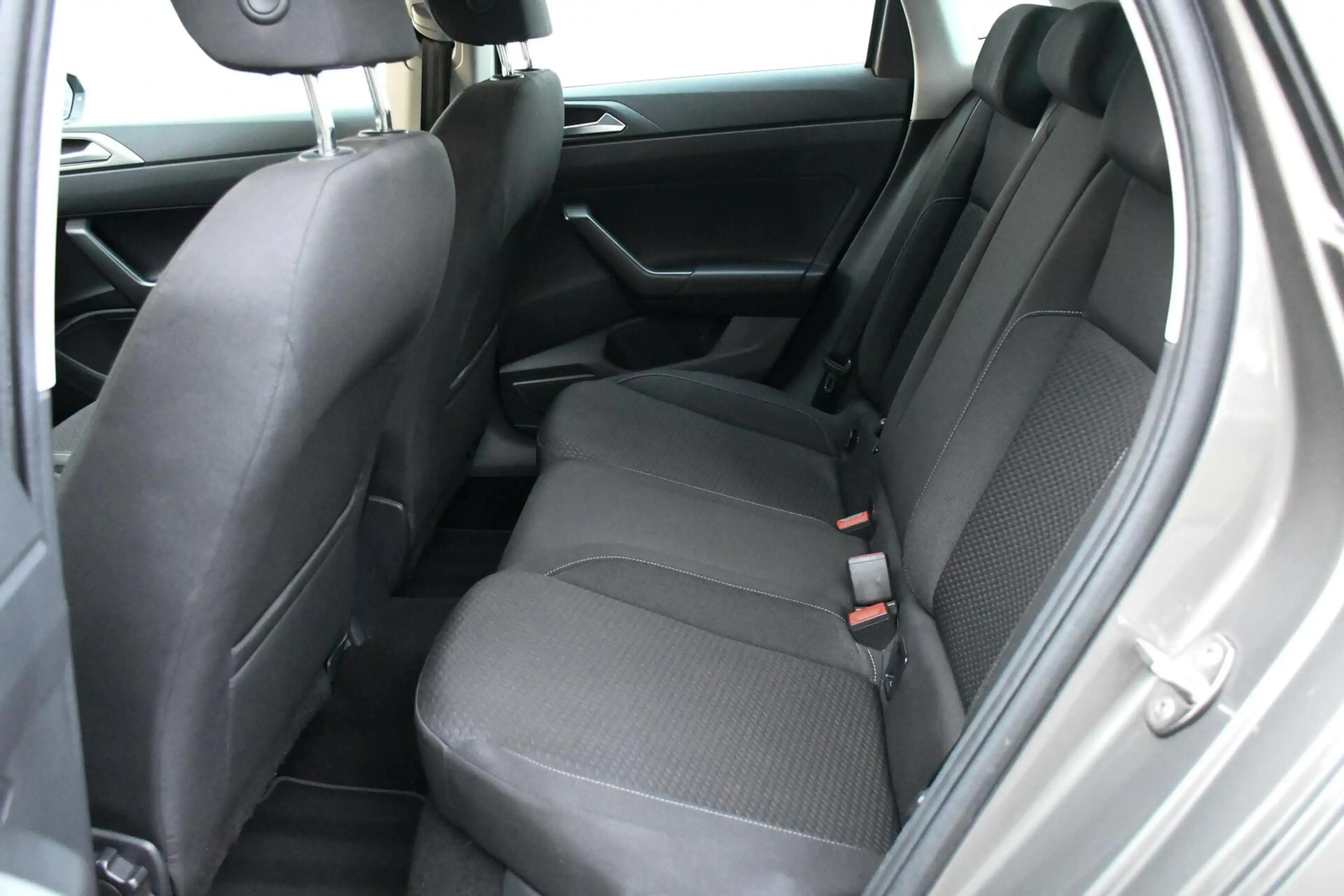 Volkswagen Polo 1.6 TDI Lage km stand! Cruise Airco CarPlay — photo 5