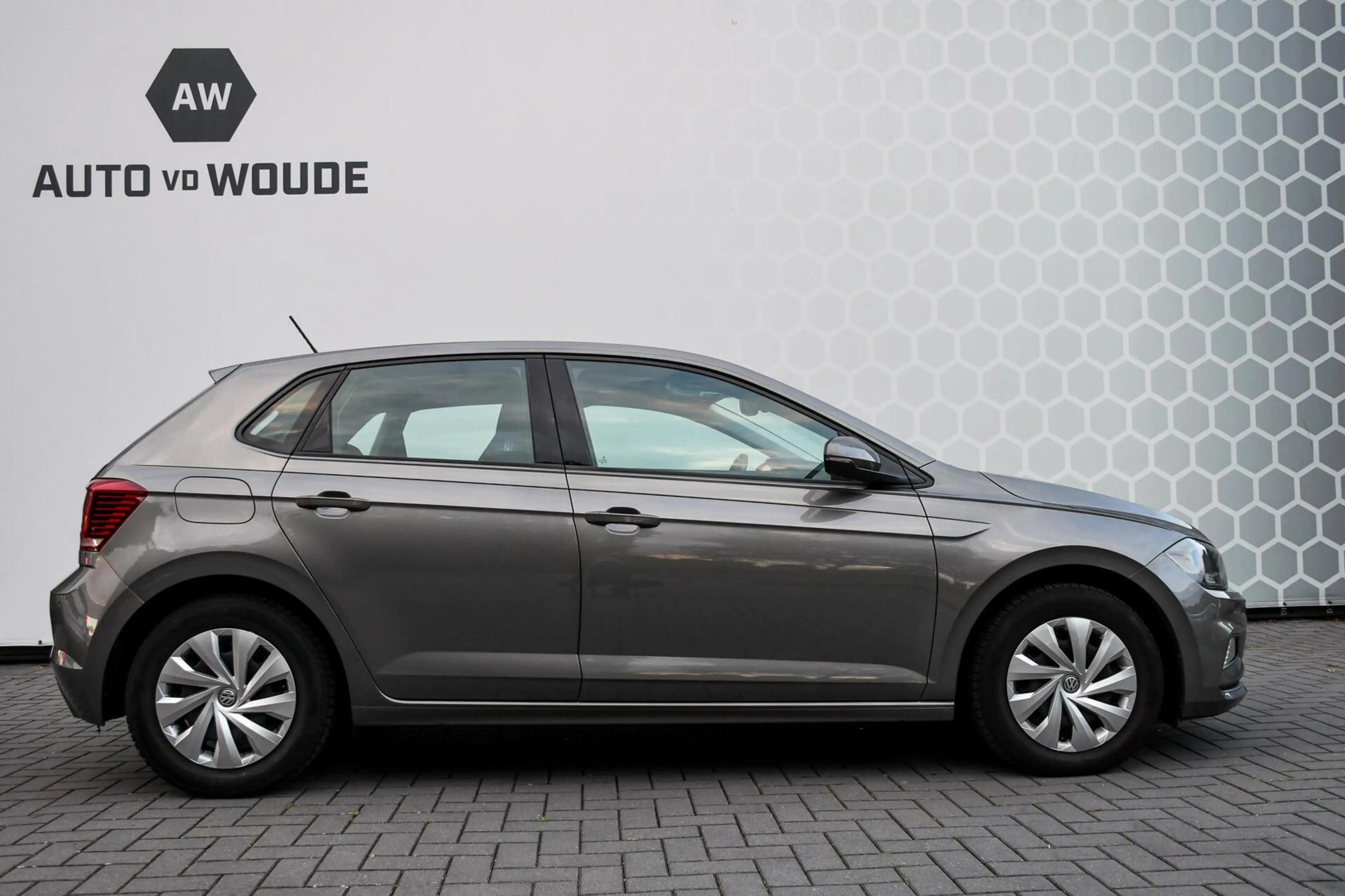 Volkswagen Polo 1.6 TDI Lage km stand! Cruise Airco CarPlay — photo 23