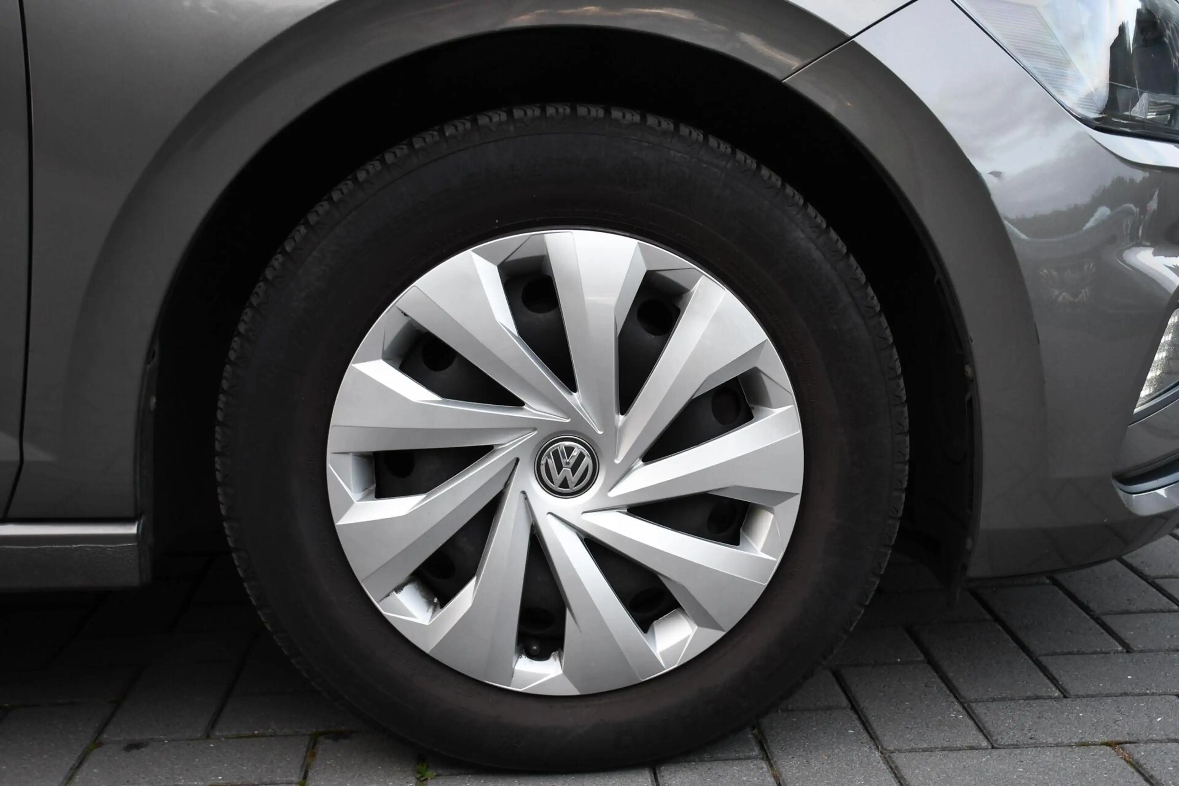 Volkswagen Polo 1.6 TDI Lage km stand! Cruise Airco CarPlay — photo 42