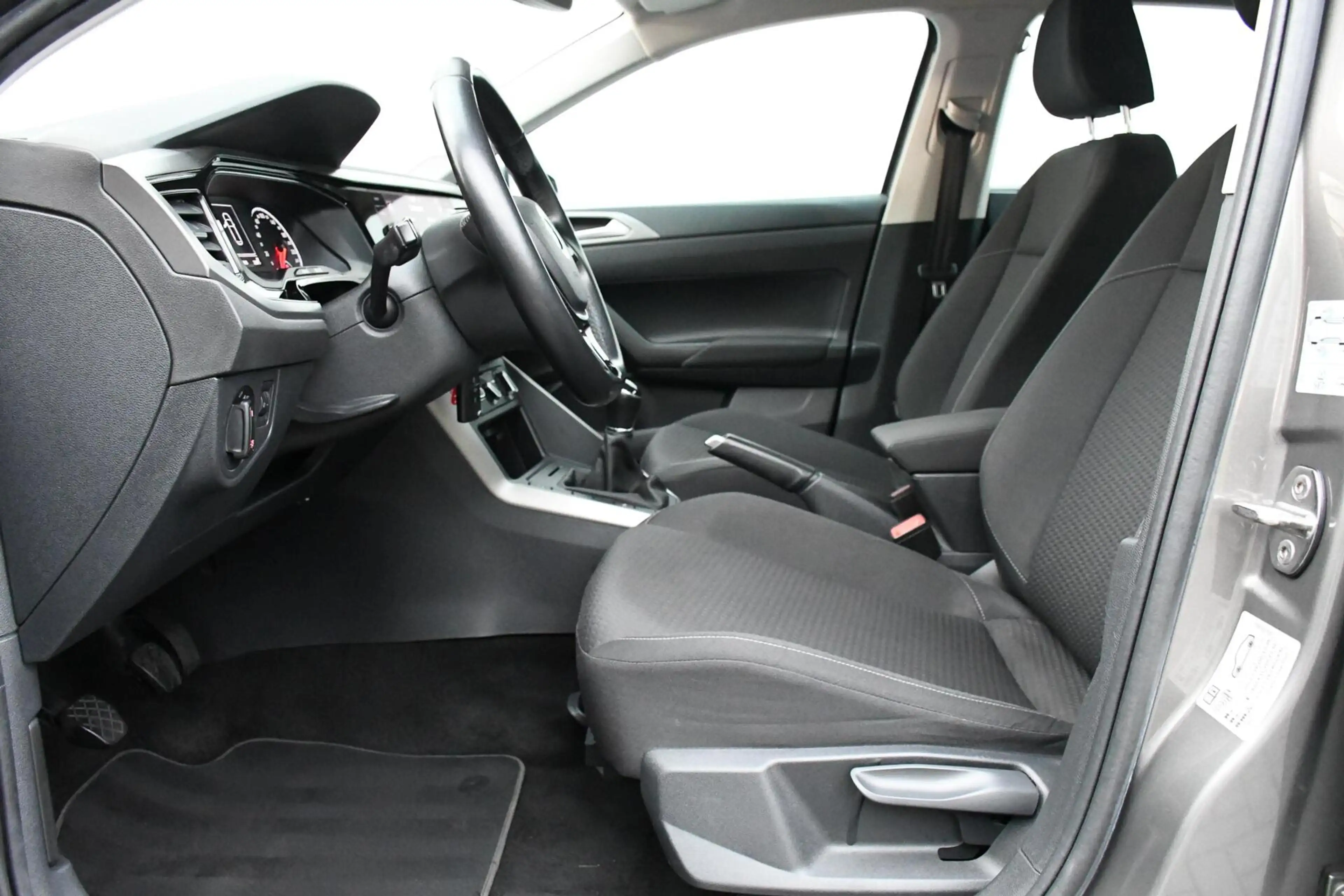 Volkswagen Polo 1.6 TDI Lage km stand! Cruise Airco CarPlay — photo 31