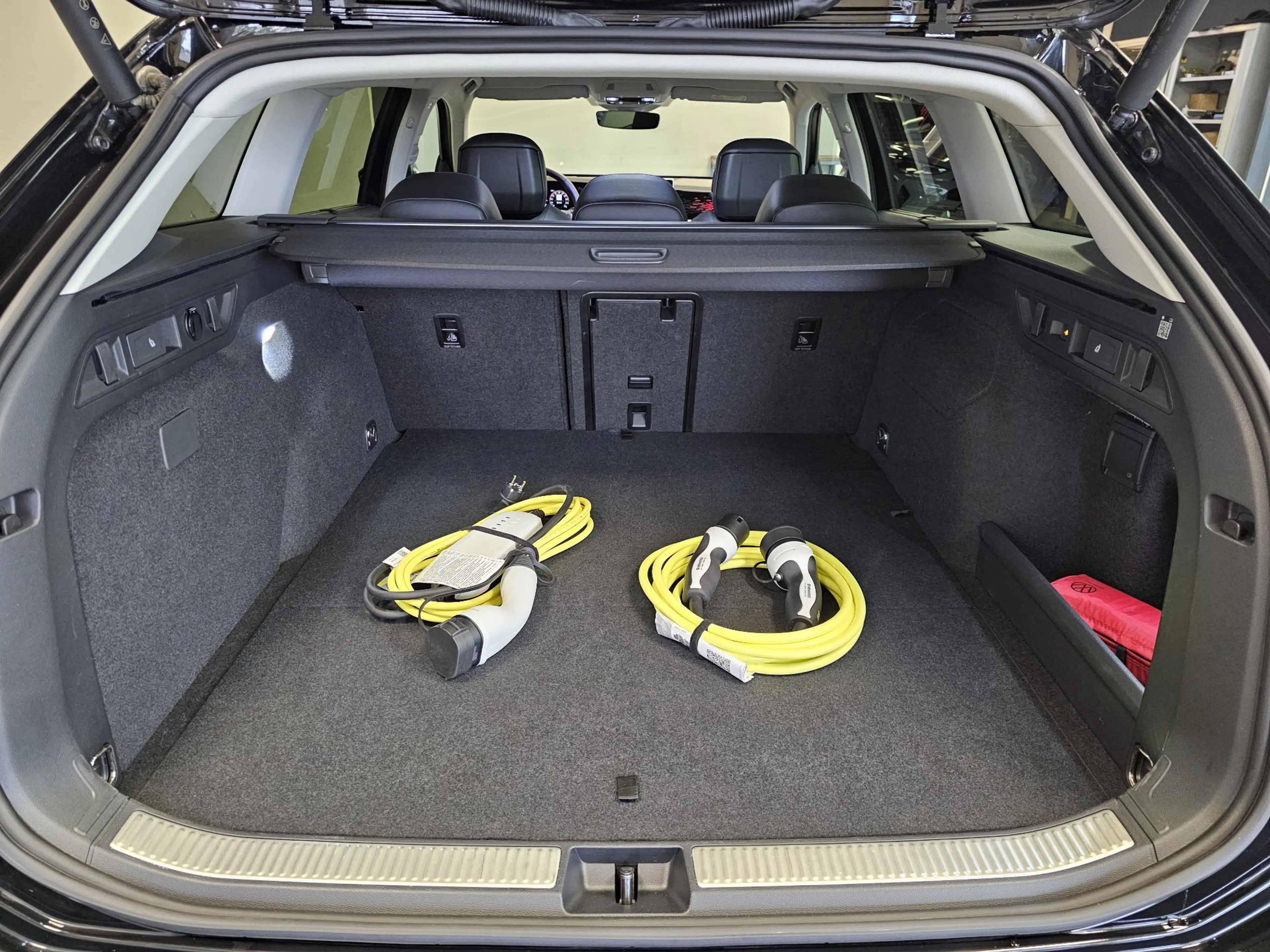 Volkswagen Passat Variant 1.5 eHybrid Elegance | Trekhaak | Stoelventilatie — photo 23