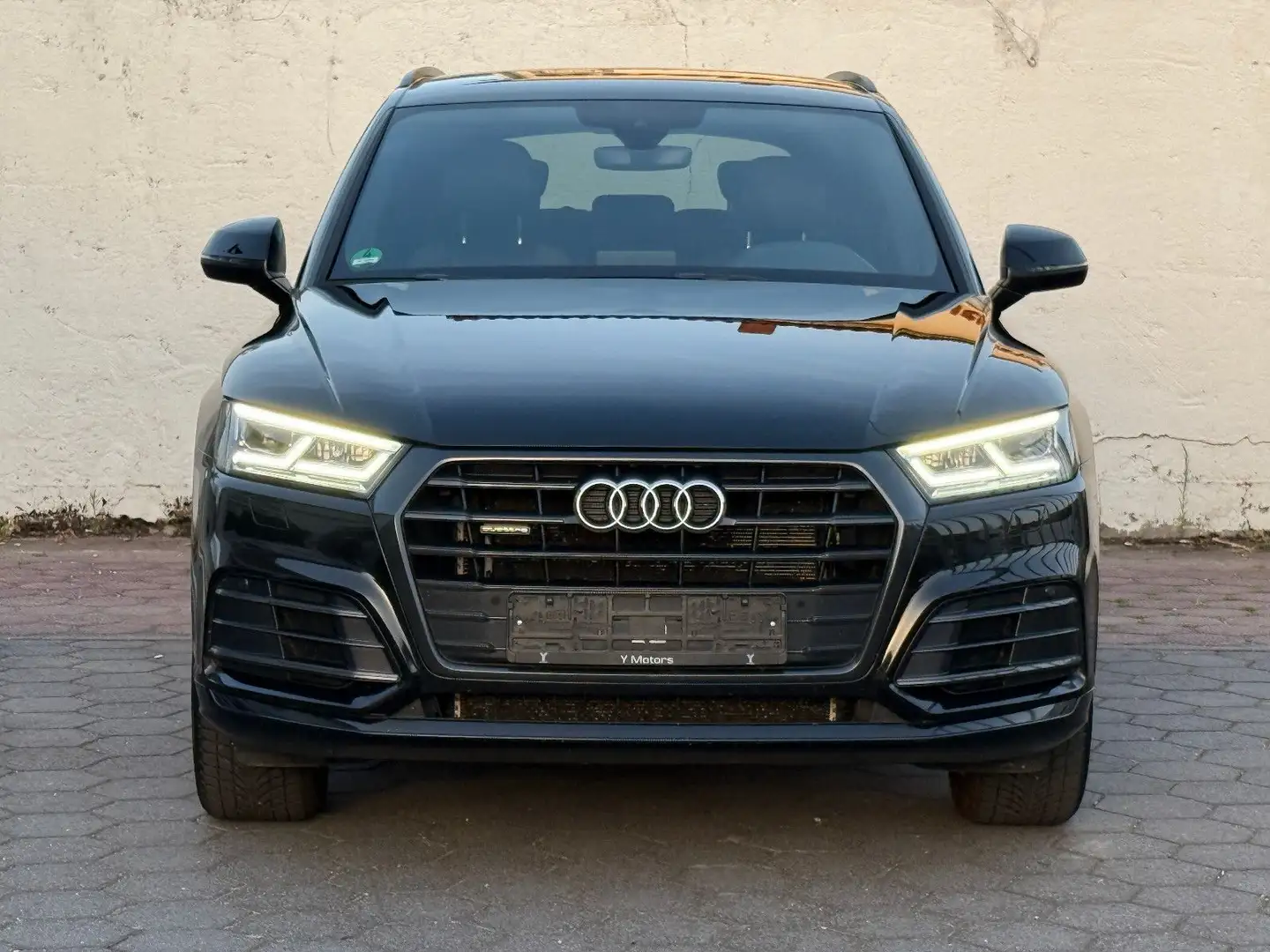 Audi Q5 quattro sport S Line Sportpaket Plus Schwarz - 2